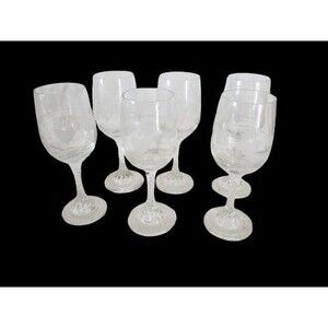 Eamon Etched Claddagh Flutes Irish Wine Glasses Set of 6 Vintage 1970s 70s